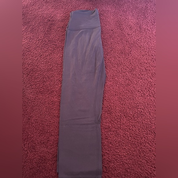 lululemon women’s athletica high rise Leggings purple size 6 25” Above-Ankle - Picture 4 of 6